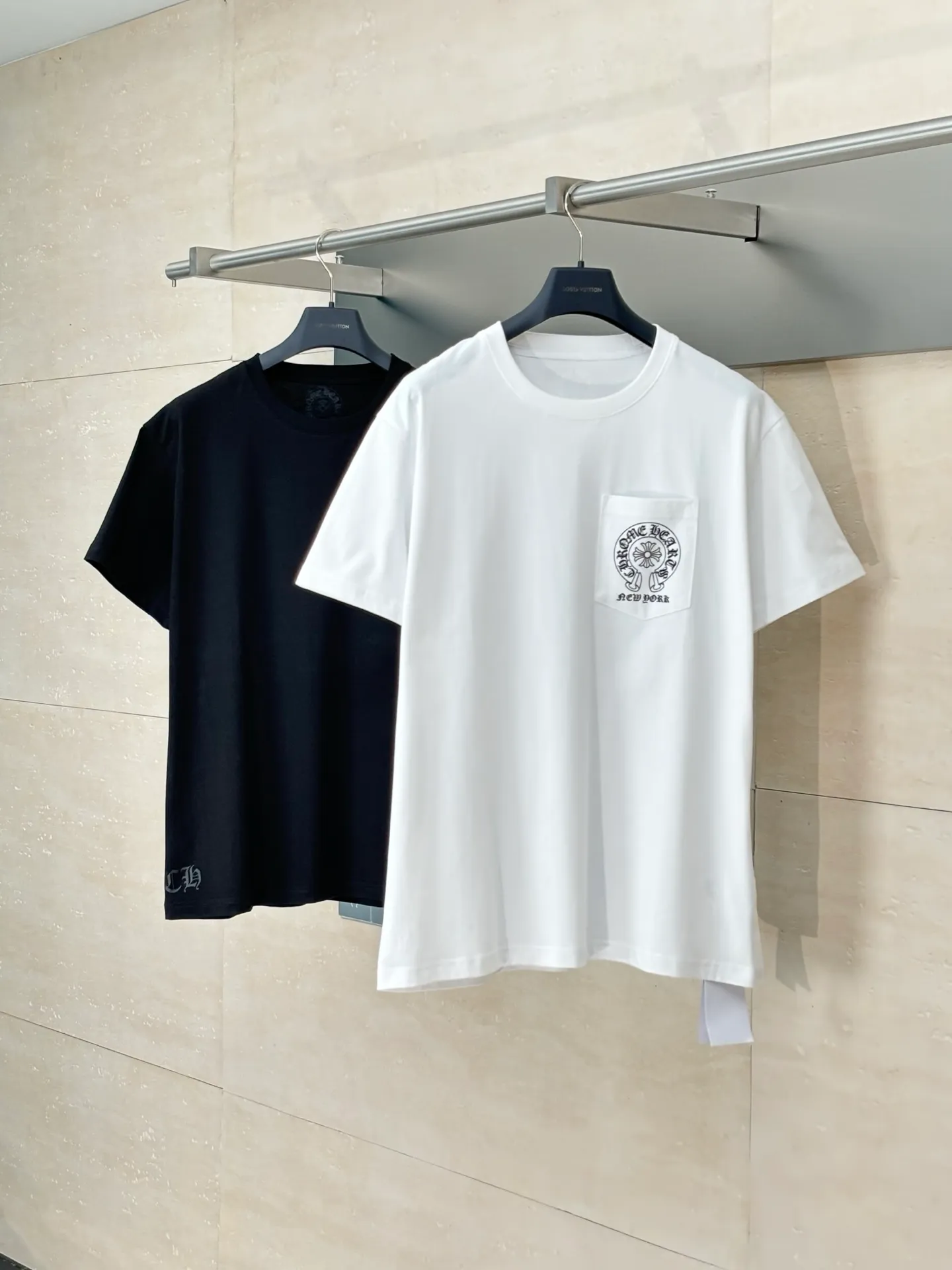 🅿️270 Chrome Heart*/Chrome Heart 25SS CH New York limited horseshoe print short-sleeved T-shirt. The fabric is made of 26-woven 200g cotton. The printing uses special imported slurry. Customized supporting accessories. Size: S/M/L